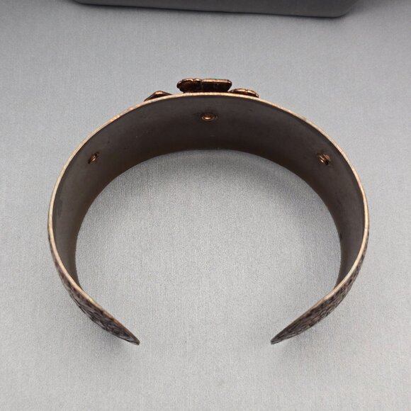 VTG Copper & Faux Turquoise Cuff Bracelet 7" Floral Embossed Design - Picture 5 of 10